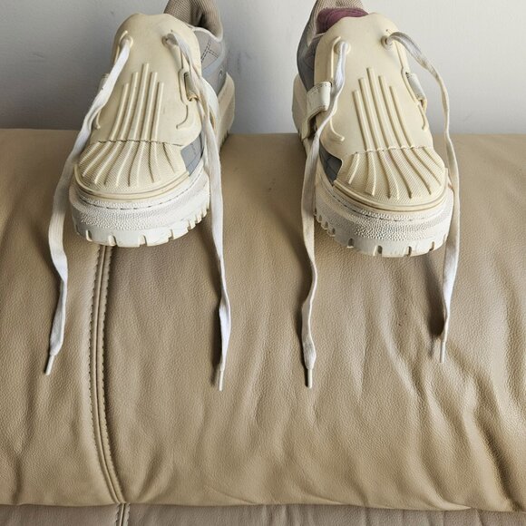 CHRISTIAN DIOR - ID PARIS WOMEN'S US SIZE 9 SNEAKERS MADE IN ITALY VERY GORGEOUS - Picture 2 of 12